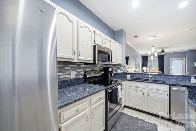1029 Park West Drive, Charlotte, NC 28209