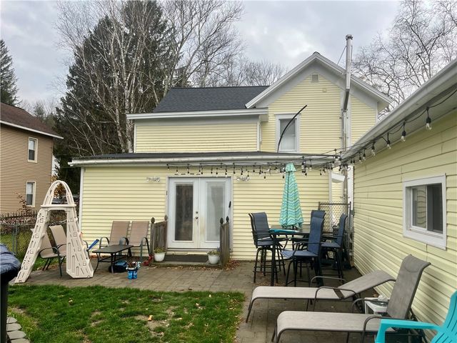 20 Maple Street, Milford, NY 13807