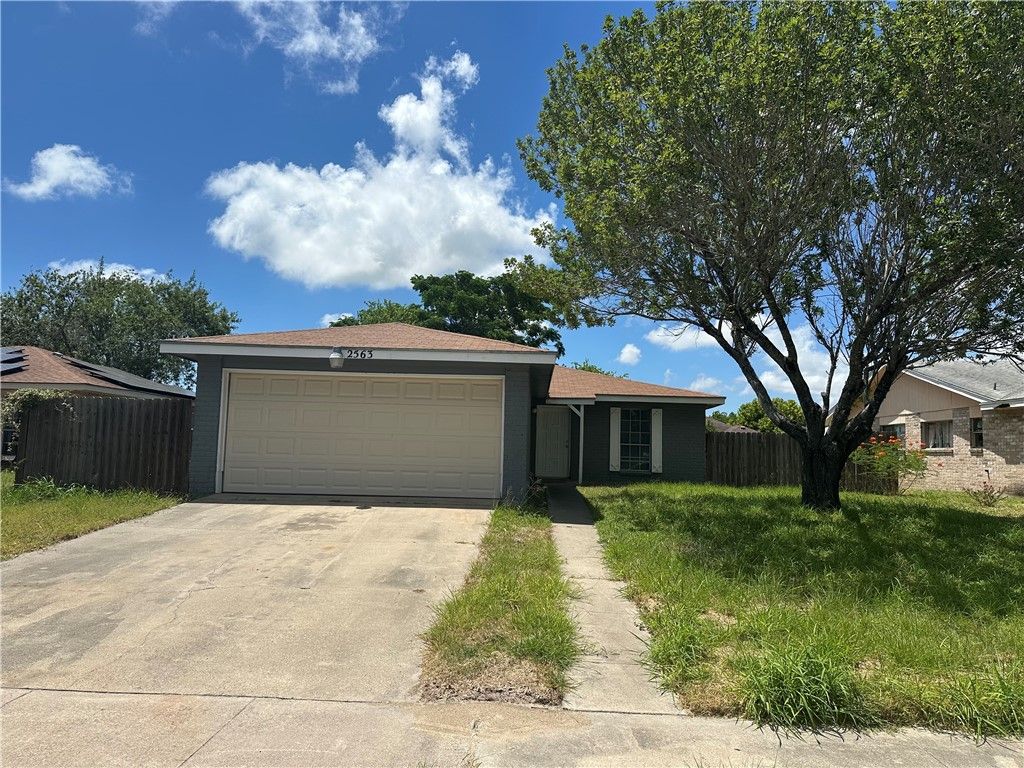 2563 Live Oak St, Ingleside, TX 78362