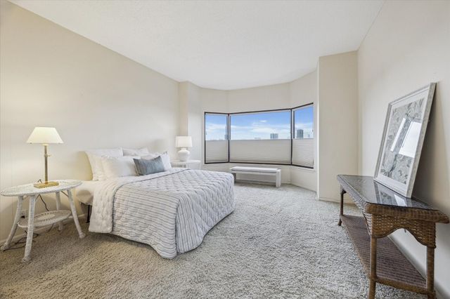 2001 Holcombe Boulevard 504, Houston, TX 77030