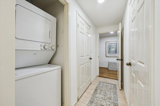 2001 Holcombe Boulevard 504, Houston, TX 77030