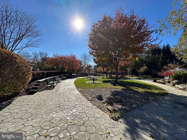 181 WYNDHAM PL, Robbinsville, NJ 08691