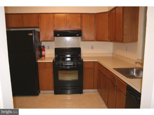 181 WYNDHAM PL, Robbinsville, NJ 08691