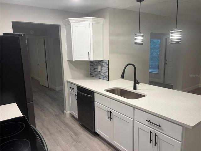 10705 TONAPA LOOP, Port Richey, FL 34668