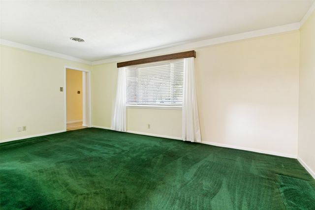 4708 Cummings Drive, North Richland Hills, TX 76180