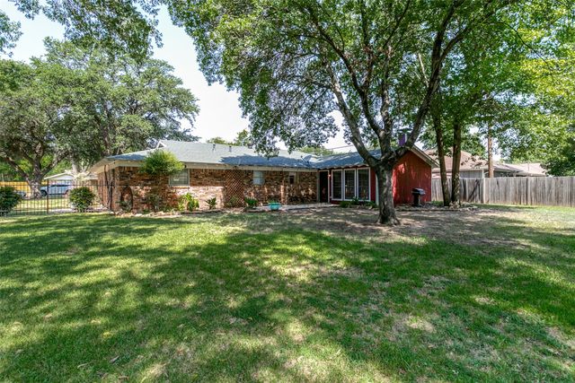 4708 Cummings Drive, North Richland Hills, TX 76180