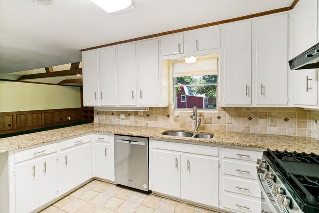 4708 Cummings Drive, North Richland Hills, TX 76180