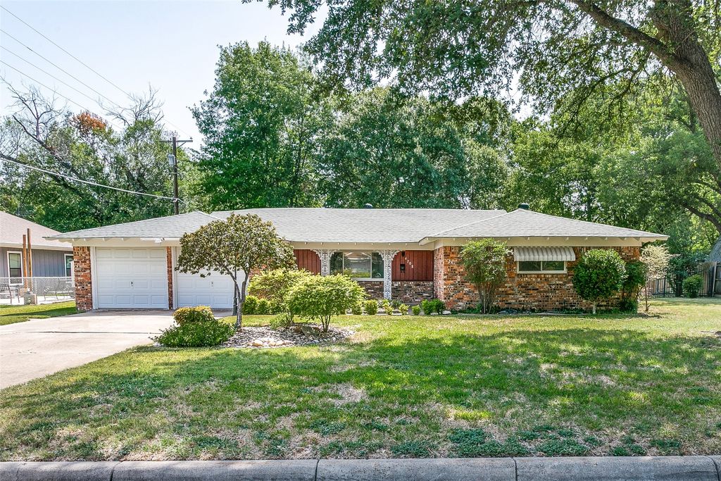 4708 Cummings Drive, North Richland Hills, TX 76180