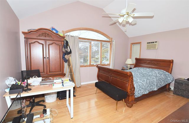 2 Aster Drive, New Hyde Park, NY 11040