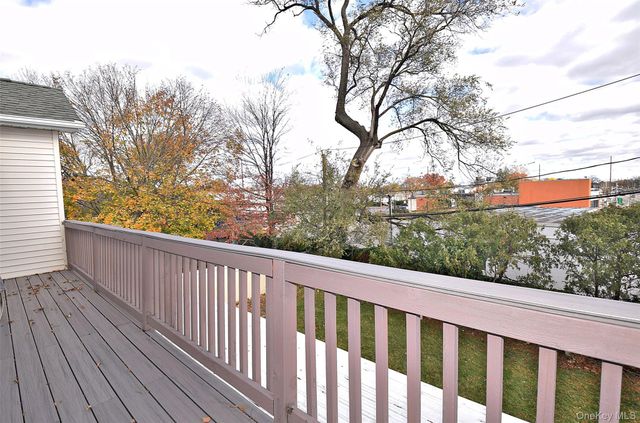 2 Aster Drive, New Hyde Park, NY 11040