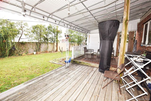 2 Aster Drive, New Hyde Park, NY 11040