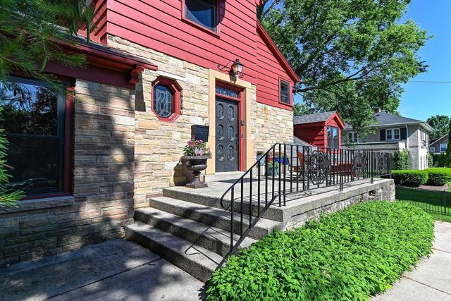 341 S Kane STREET, Burlington, WI 53105