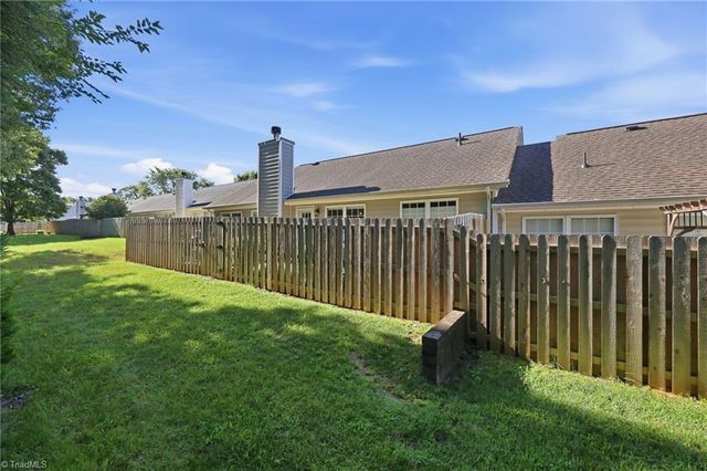 3953 Cobblestone Bend Drive, High Point, NC 27265