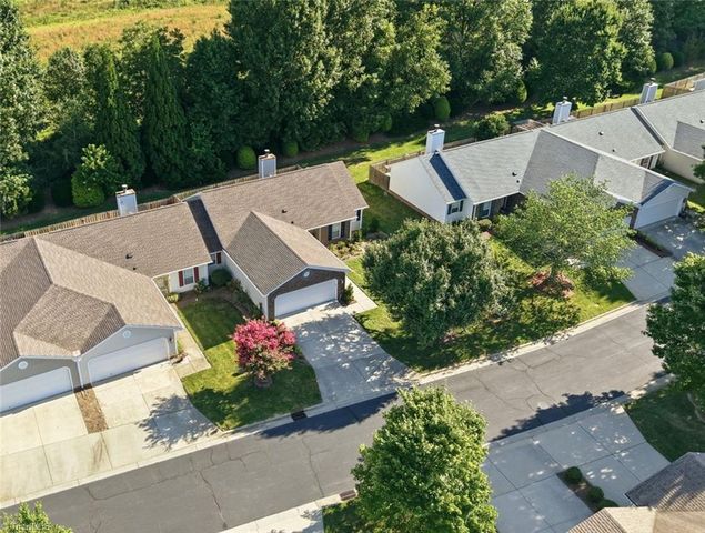 3953 Cobblestone Bend Drive, High Point, NC 27265
