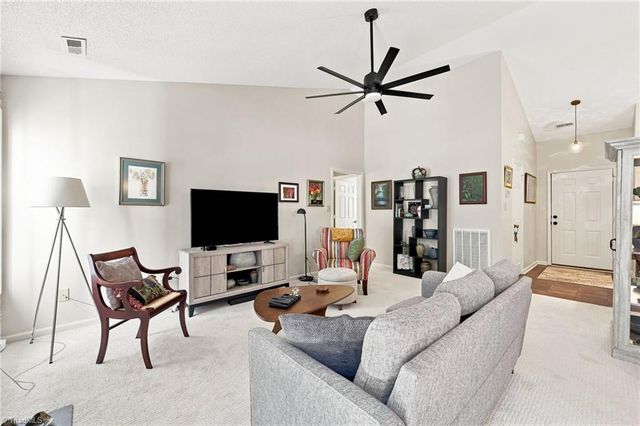 3953 Cobblestone Bend Drive, High Point, NC 27265