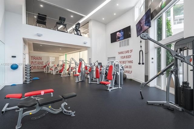 901 Brickell Key Blvd 3307, Miami, FL 33131