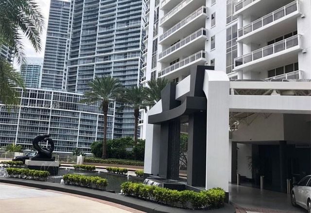 901 Brickell Key Blvd 3307, Miami, FL 33131