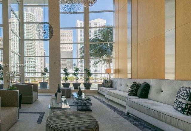 901 Brickell Key Blvd 3307, Miami, FL 33131