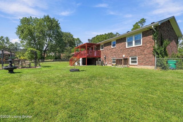 2304 Stephan Ln, Louisville, KY 40214