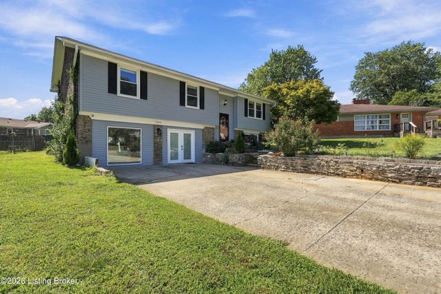 2304 Stephan Ln, Louisville, KY 40214
