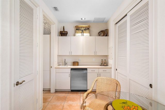 4727 Bocaire Boulevard, Boca Raton, FL 33487