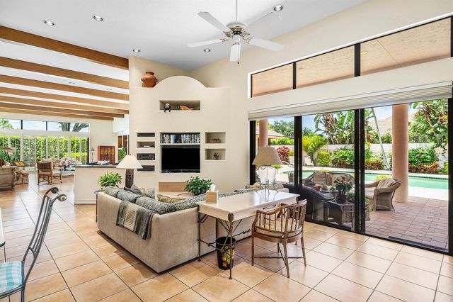 4727 Bocaire Boulevard, Boca Raton, FL 33487