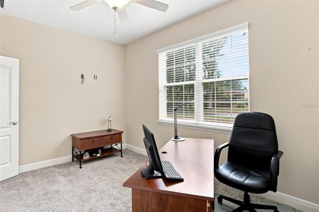 555 DOWLING CIRCLE, Lady Lake, FL 32159
