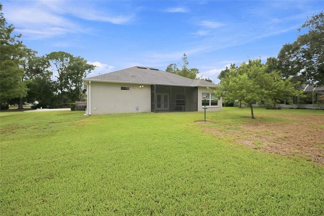 555 DOWLING CIRCLE, Lady Lake, FL 32159