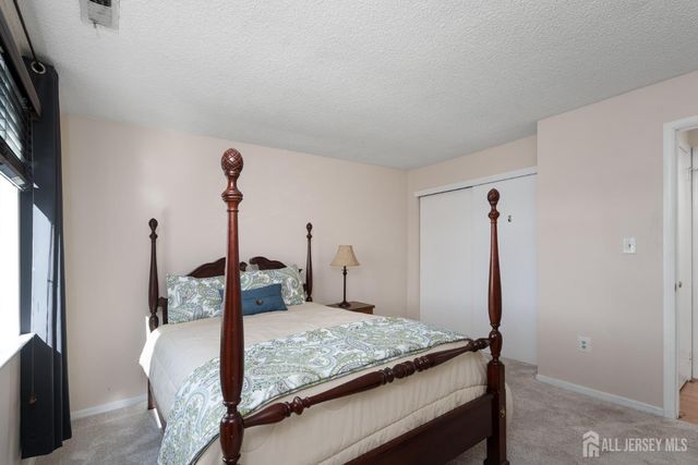 8210 Tamarron Drive, Plainsboro, NJ 08536