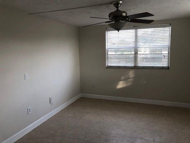 7300 NW 17th Street 201, Plantation, FL 33313