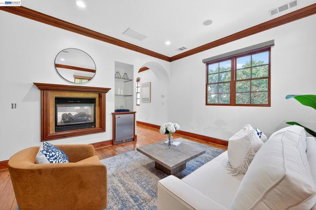 2751 Crellin RD, Pleasanton, CA 94566
