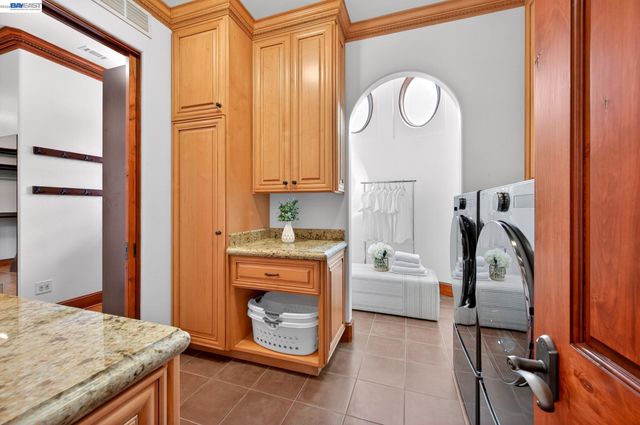 2751 Crellin RD, Pleasanton, CA 94566