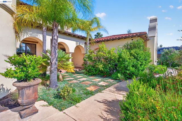 2751 Crellin RD, Pleasanton, CA 94566