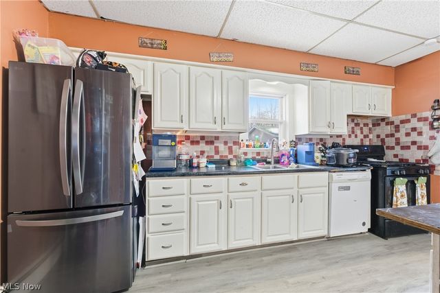 1221 North Avenue NE, Massillon, OH 44646