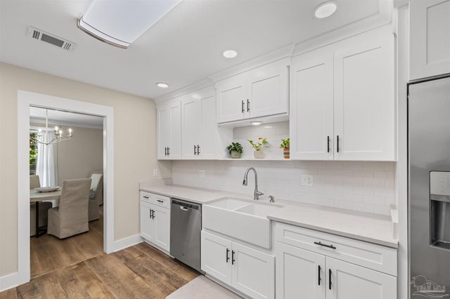 230 Oviedo St, Gulf Breeze, FL 32561