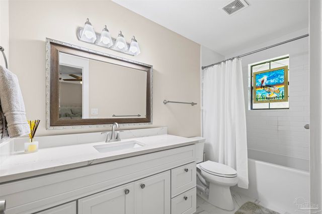 230 Oviedo St, Gulf Breeze, FL 32561