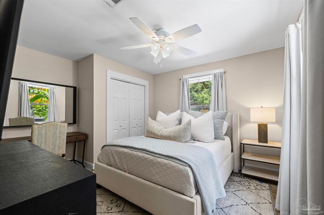 230 Oviedo St, Gulf Breeze, FL 32561