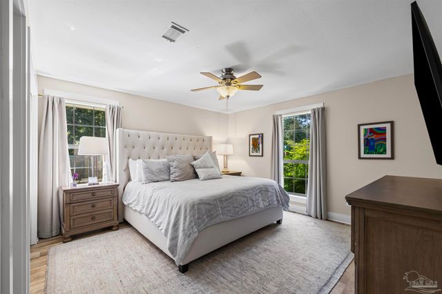 230 Oviedo St, Gulf Breeze, FL 32561