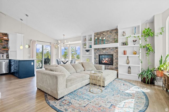 5820 W PREMIER LN, Herriman, UT 84096