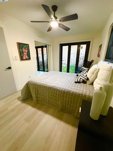 2930 PARKER AVE, Oakland, CA 94605