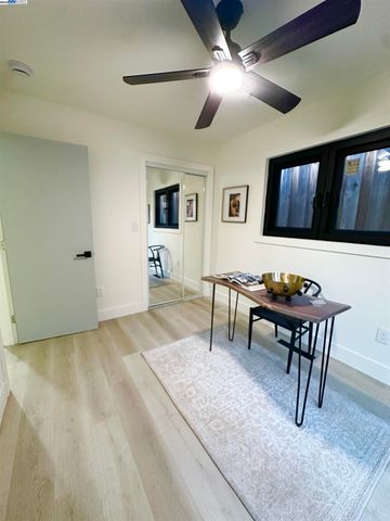 2930 PARKER AVE, Oakland, CA 94605