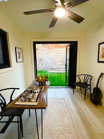 2930 PARKER AVE, Oakland, CA 94605