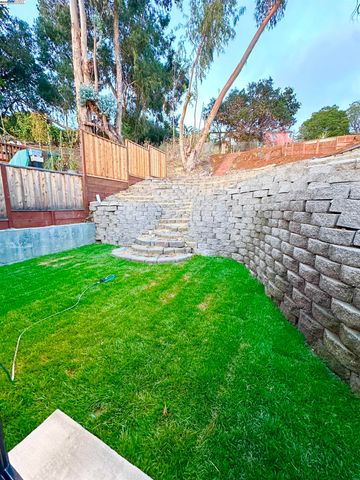 2930 PARKER AVE, Oakland, CA 94605