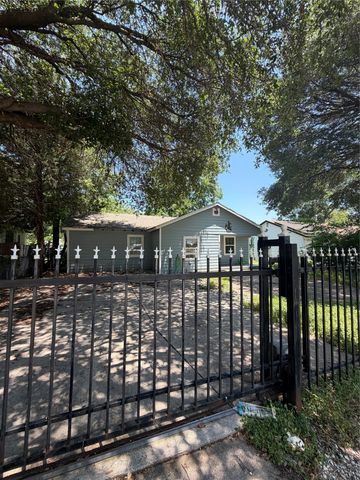 3717 Childress Street, Fort Worth, TX 76119