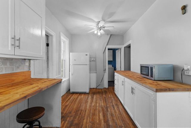 405 E Centerway, Janesville, WI 53545
