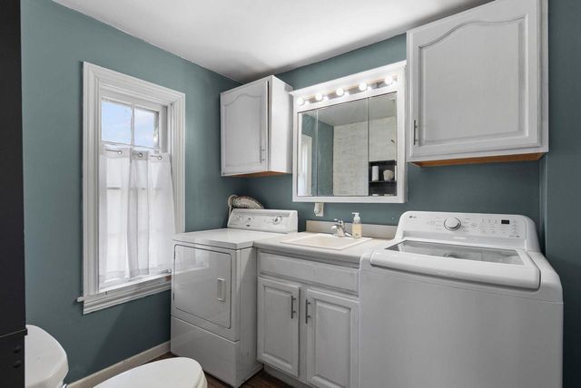 405 E Centerway, Janesville, WI 53545