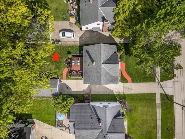 746 N Elmwood Avenue, Wickliffe, OH 44092