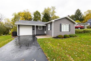 27 Homestead Drive, Perinton, NY 14450