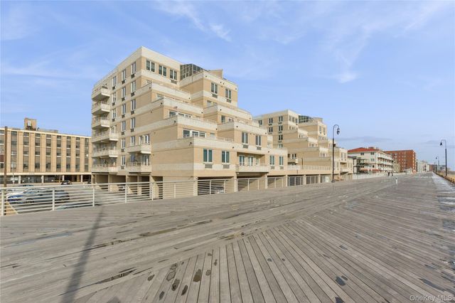 450 W Broadway 1A, Long Beach, NY 11561