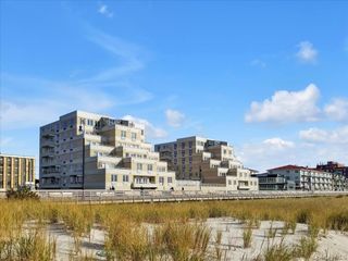 450 W Broadway 1A, Long Beach, NY 11561